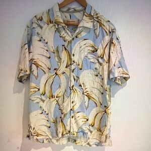 Tommy Bahamas Men Blue Yellow 100% Silk Hawaiian Short Sleeve Bananas Shirt Size